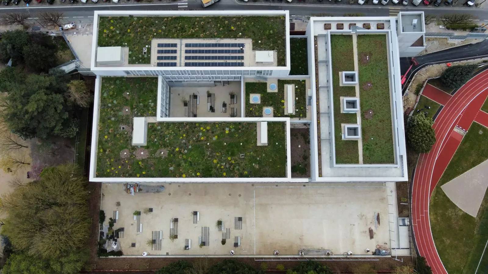 MALAKOFF Collège Charlotte Delbo 600 élèves