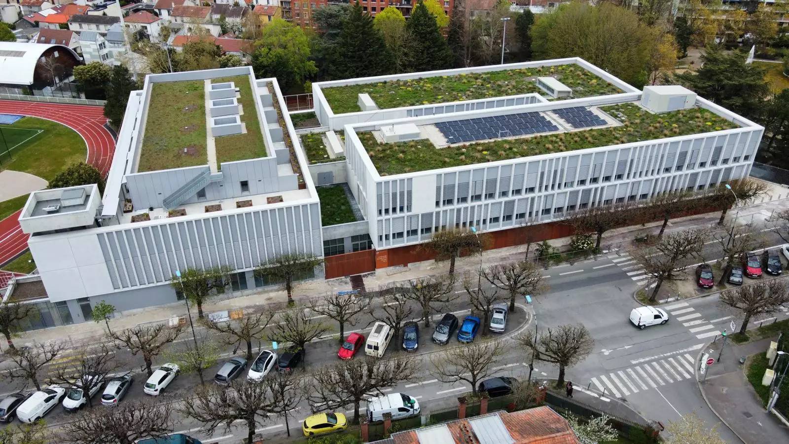 MALAKOFF Collège Charlotte Delbo 600 élèves