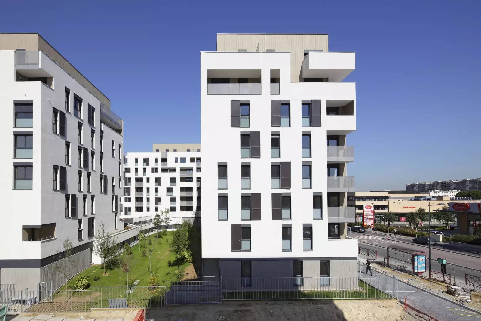 FRESNES 126 logements et activités