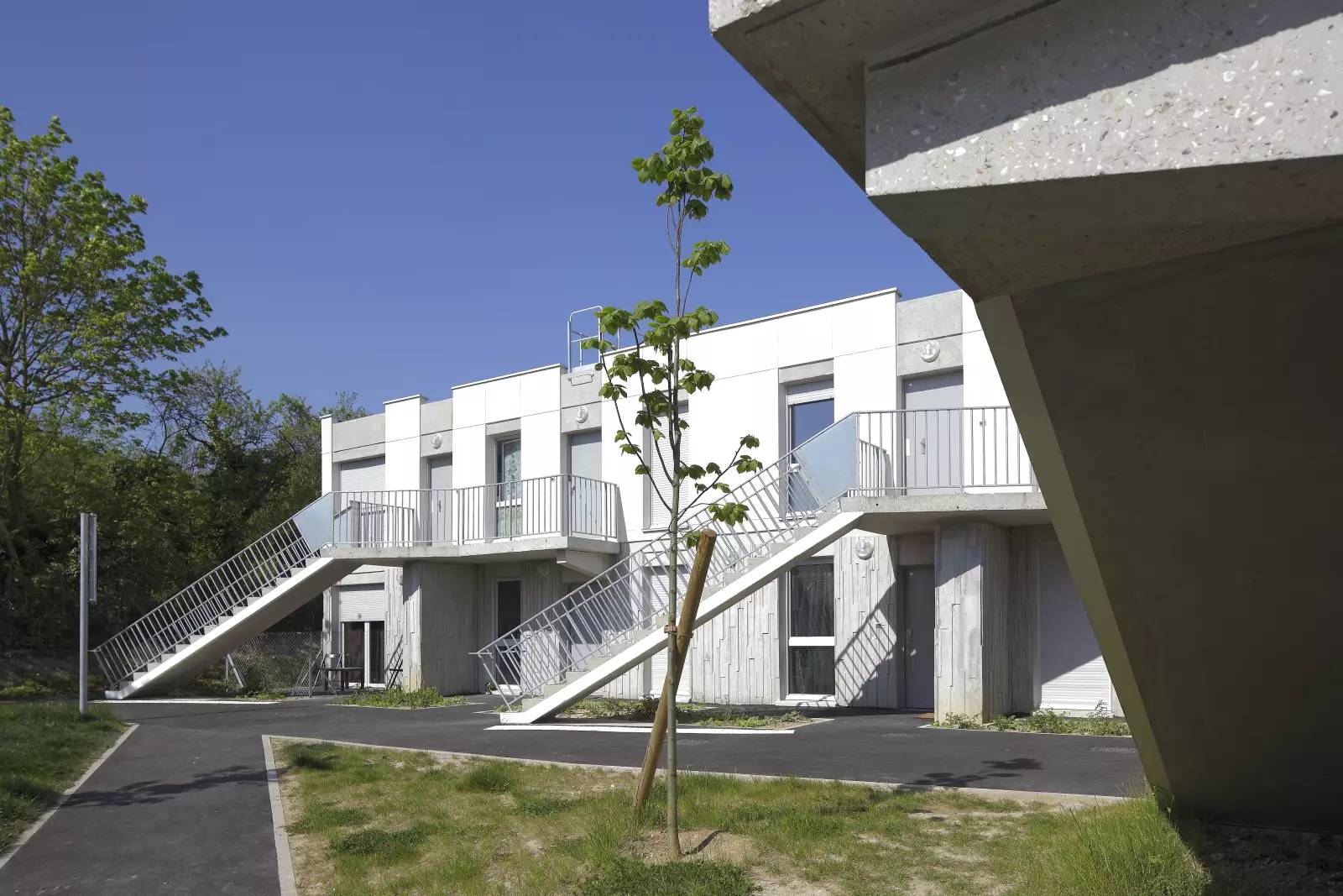 MONTIGNY-LE-BRETONNEUX 39 logements