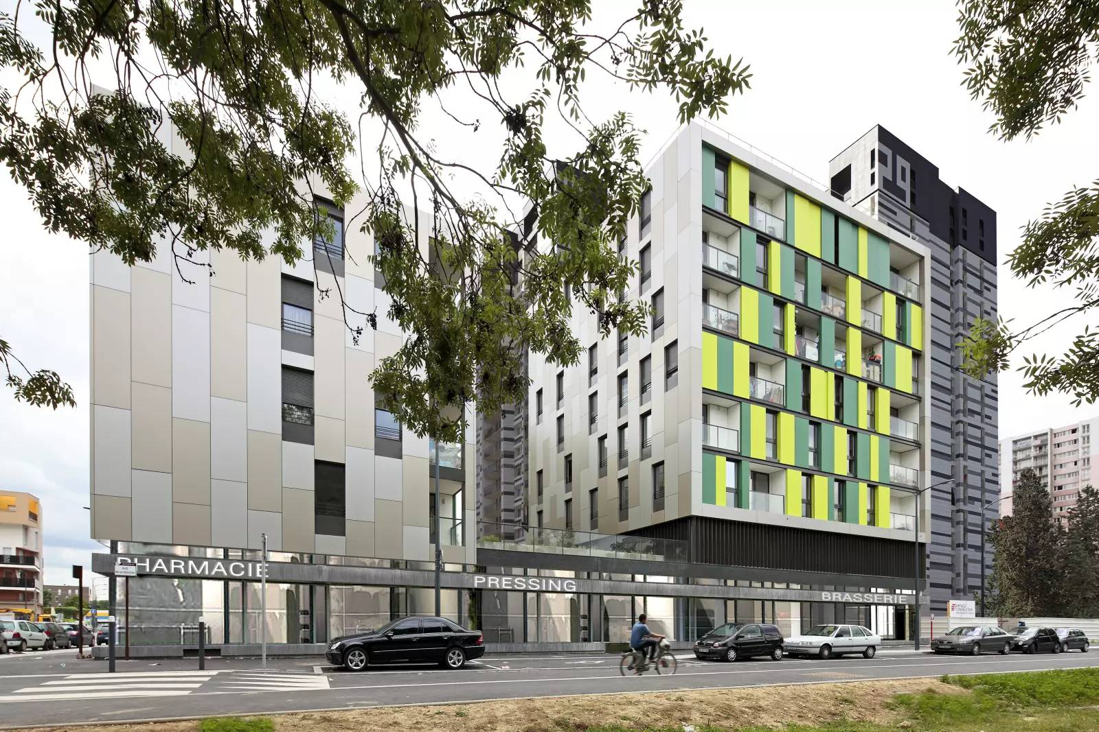 BOBIGNY Réhabilitation lourde de 2 tours et 38 logements