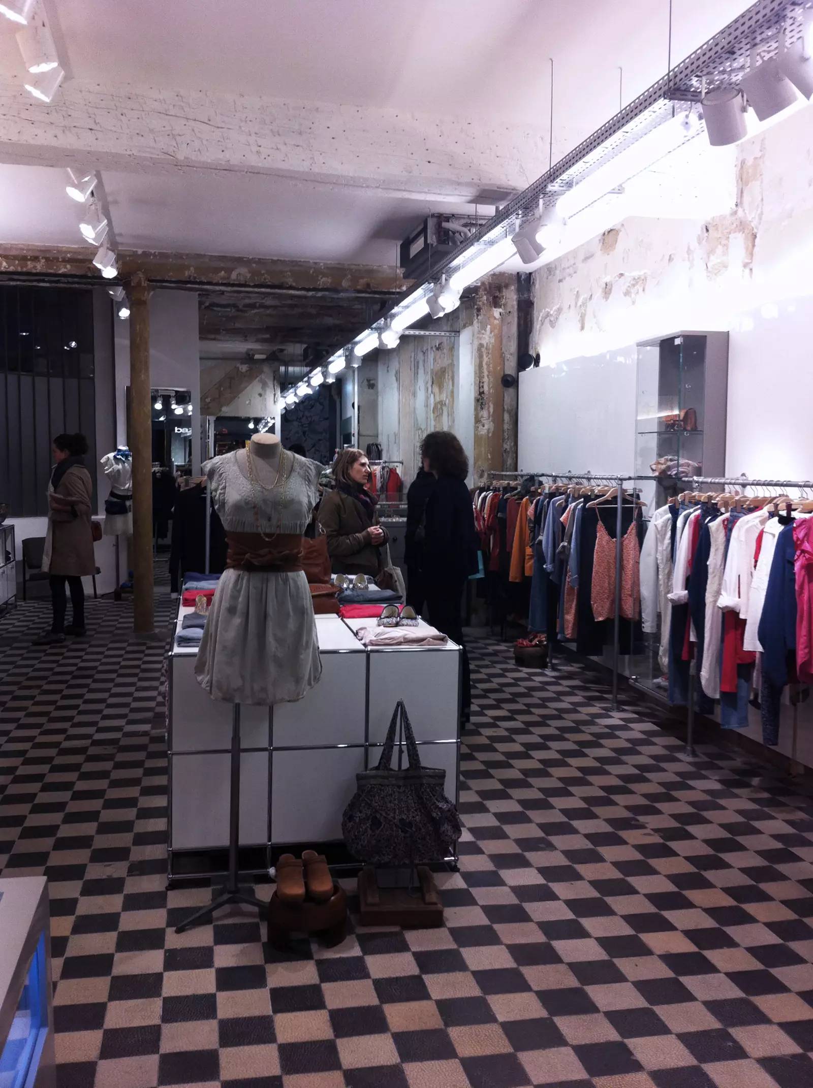 PARIS 3ème Rénovation de boutique
