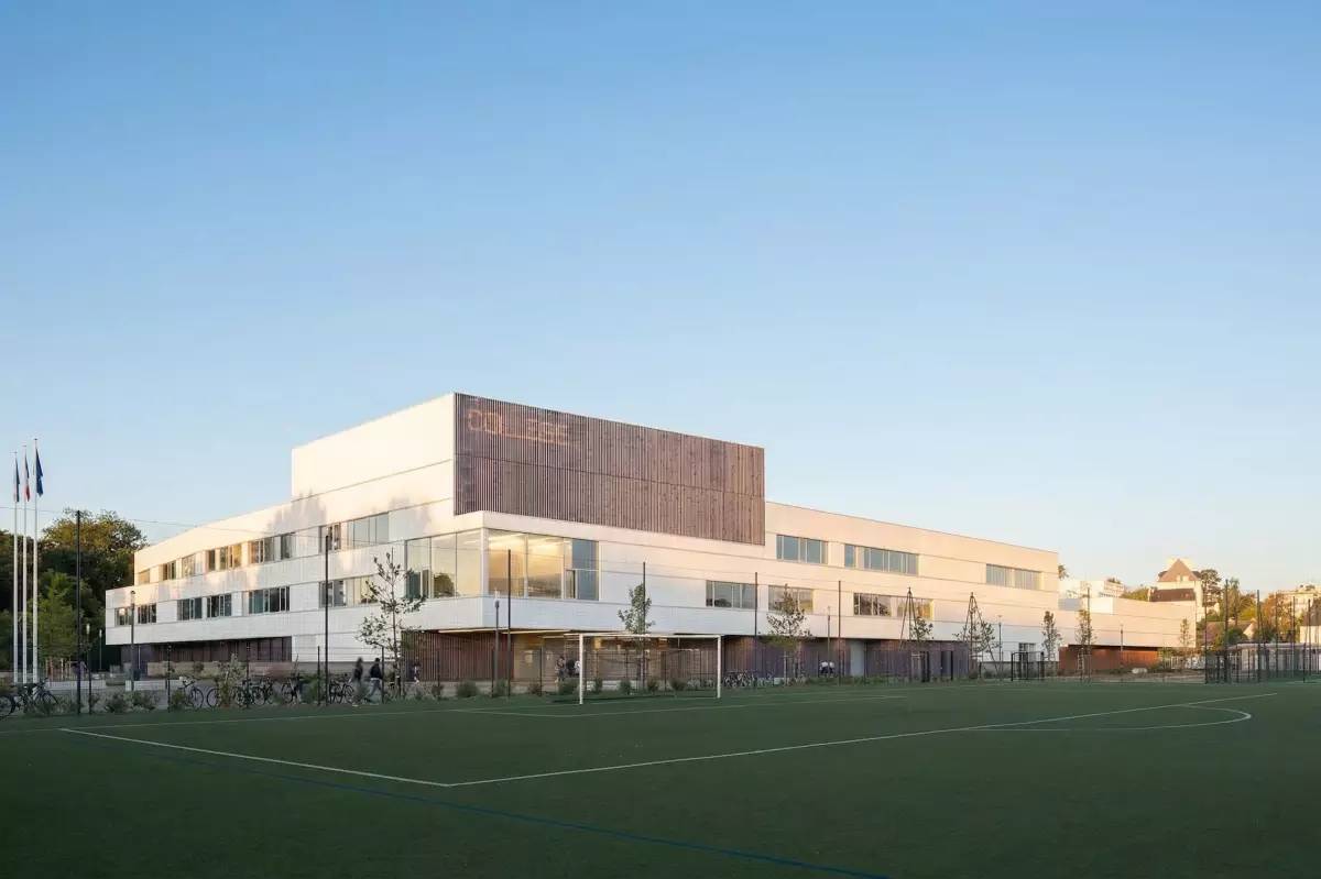 LORIENT - Collège de Tréfaven 650 élèves