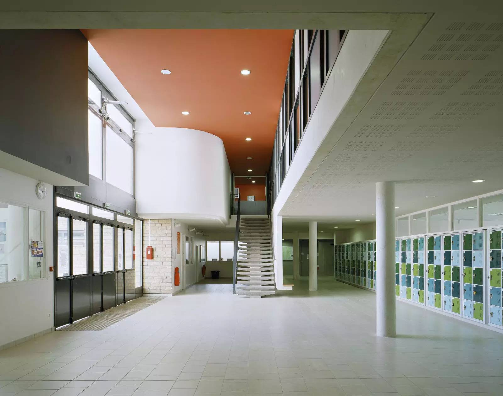 LE-MEE-SUR-SEINE Collège 600 élèves