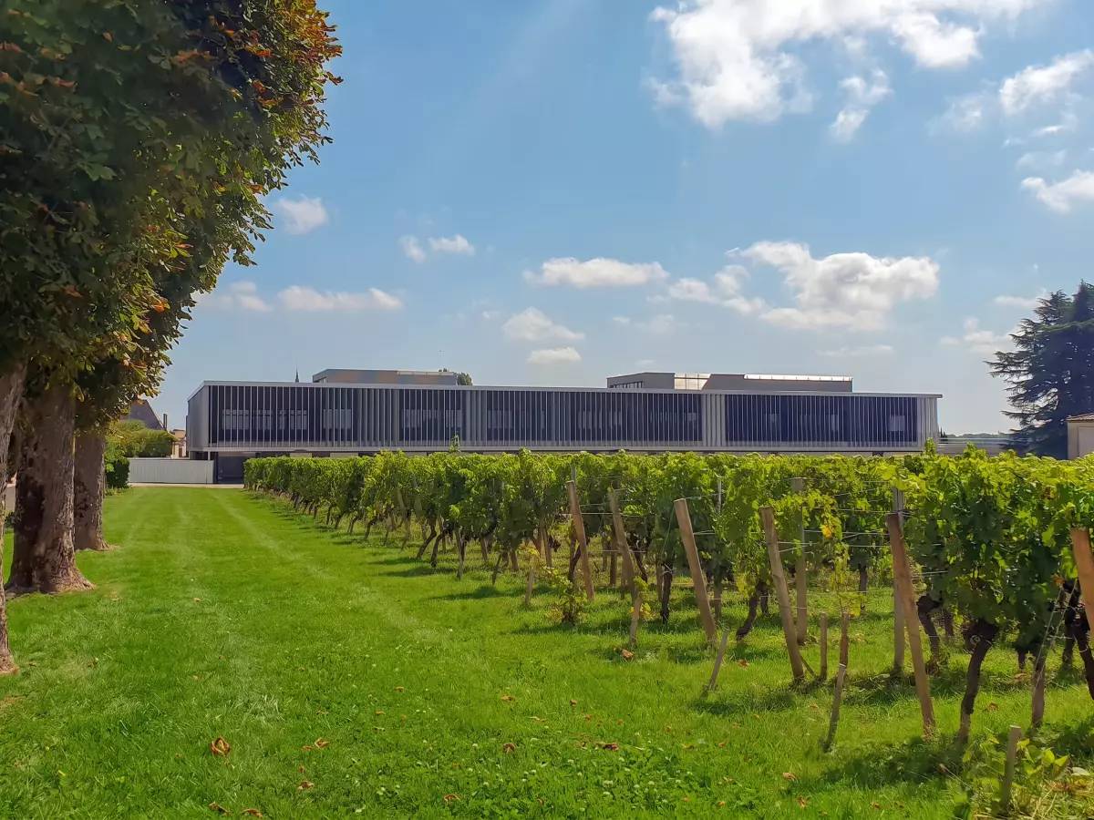 LUSSAC - Collège Lucie Aubrac 400 élèves