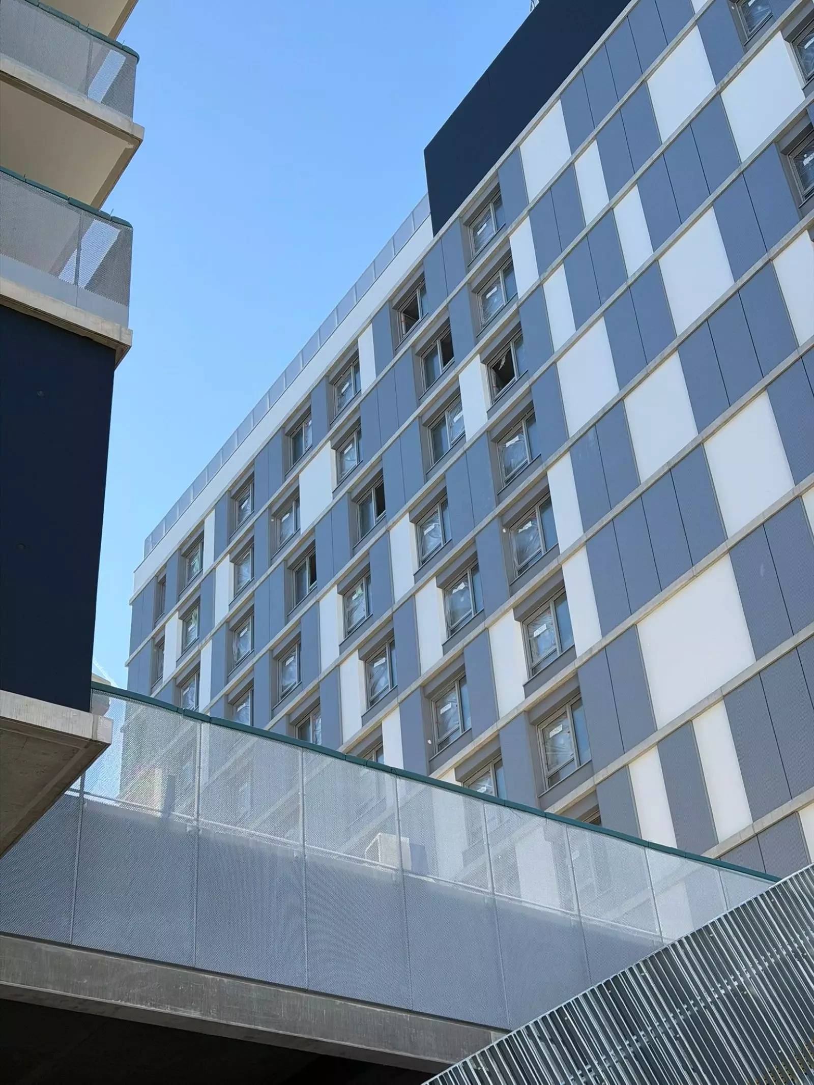 IVRY-SUR-SEINE 482 logements, résidence étudiante et activités