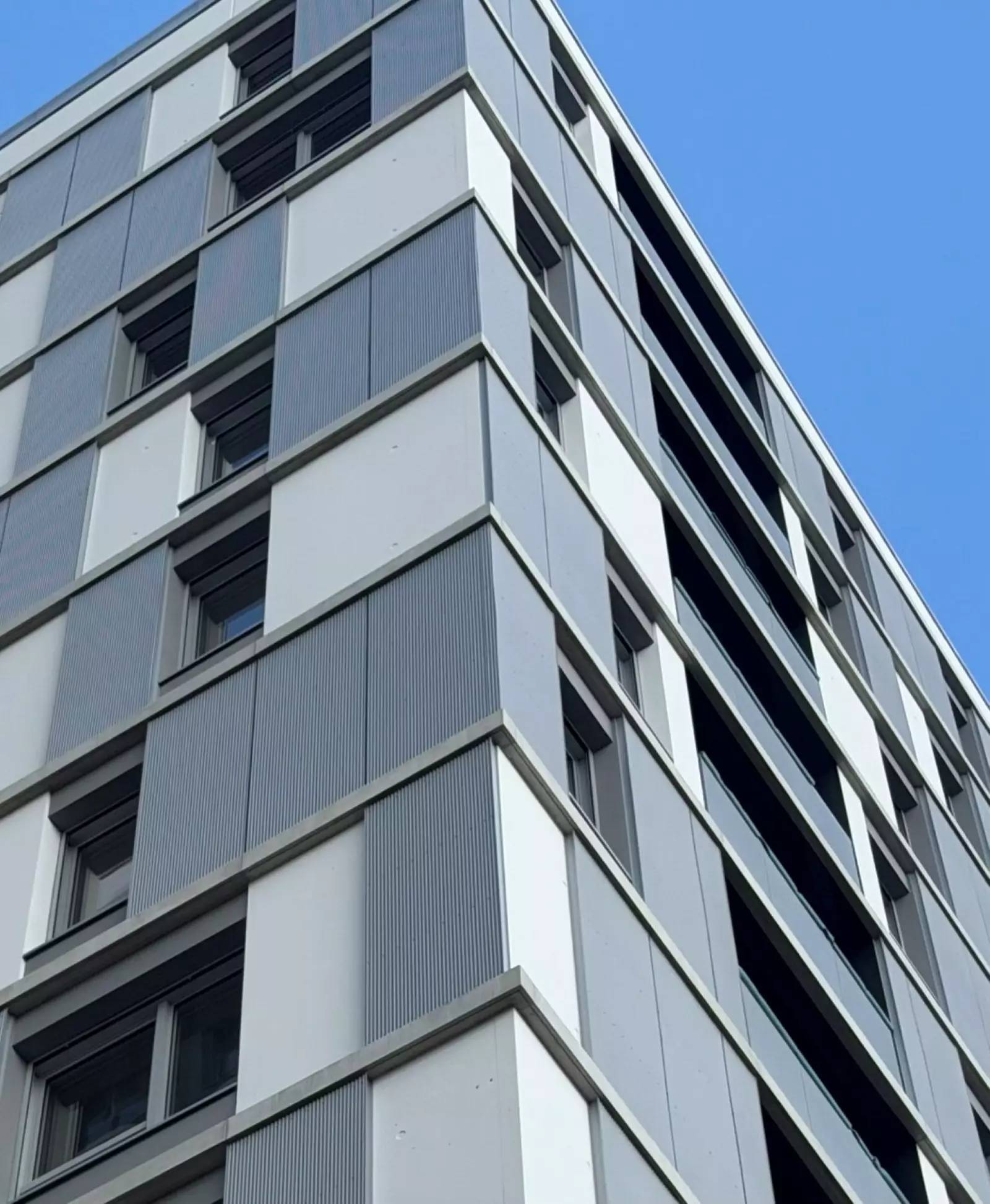 IVRY-SUR-SEINE 482 logements, résidence étudiante et activités