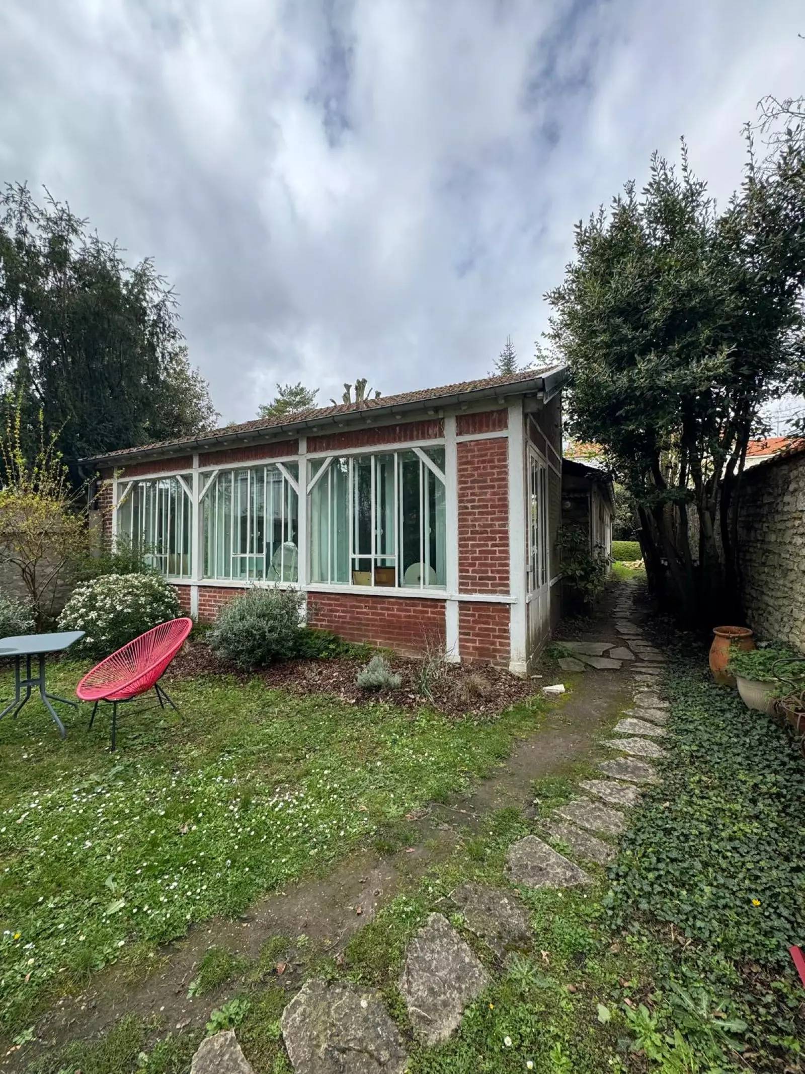 FONTENAY-SOUS-BOIS Travaux d'amélioration énergétique d'une dépendance