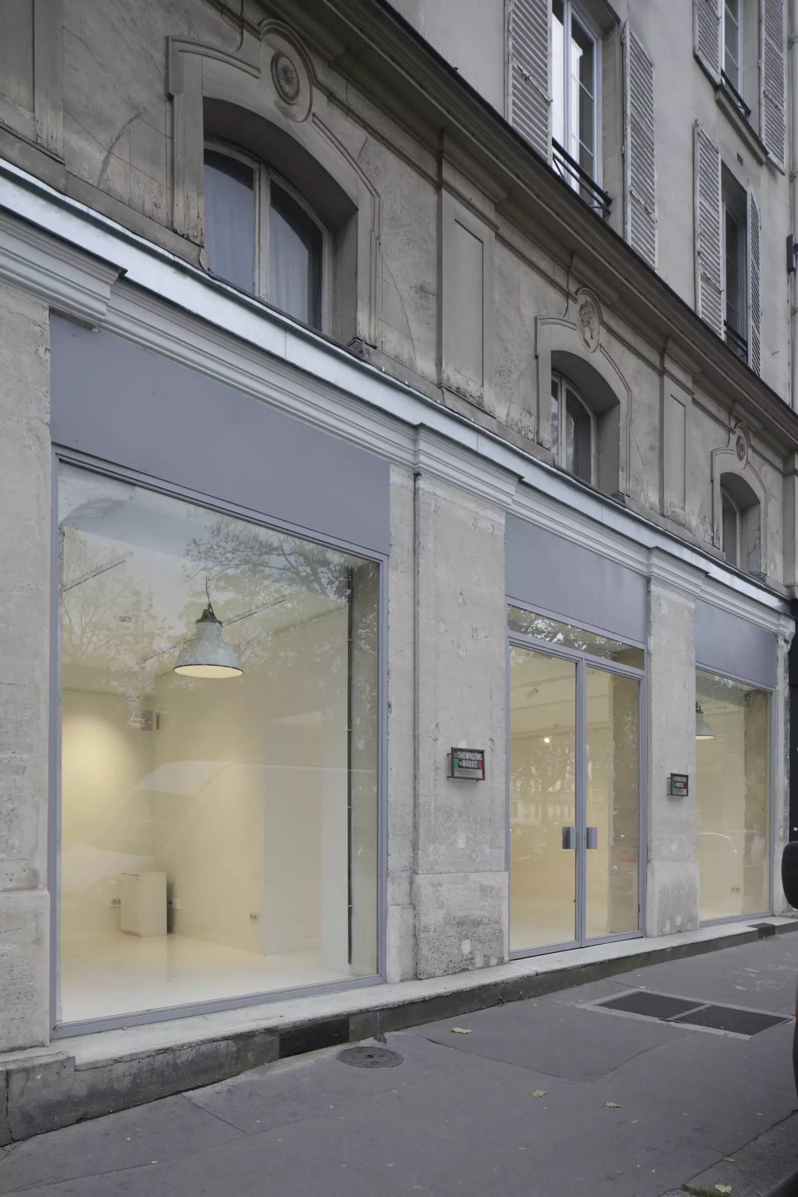 PARIS 11ème Showroom Jules Ferry